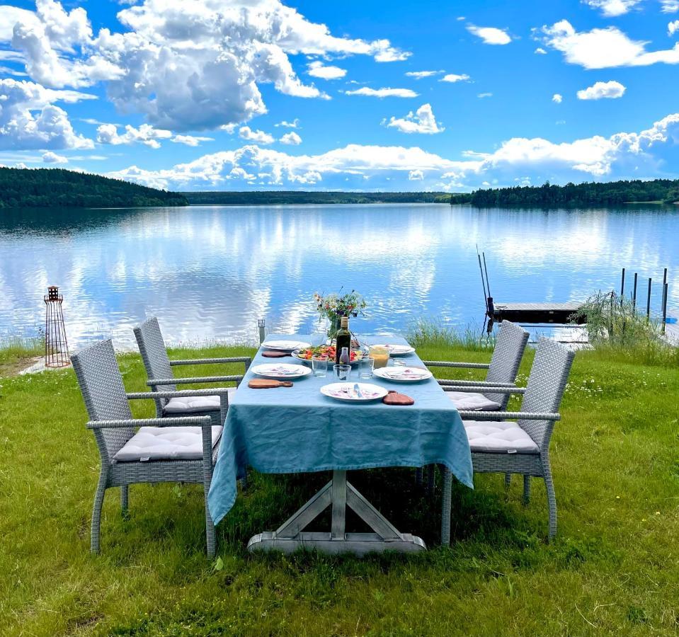 Bastuviken Bed And Breakfast 웁살라 외부 사진