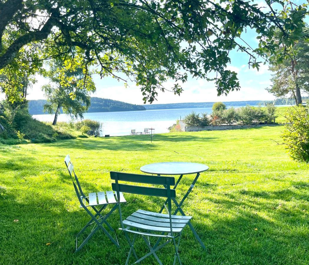 Bastuviken Bed And Breakfast 웁살라 외부 사진