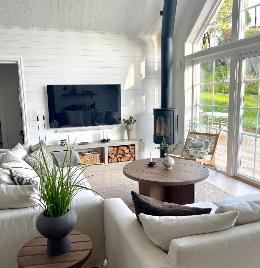 Bastuviken Bed And Breakfast 웁살라 외부 사진