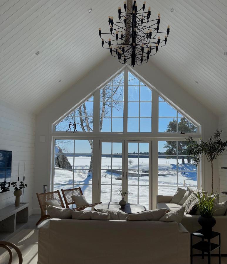 Bastuviken Bed And Breakfast 웁살라 외부 사진
