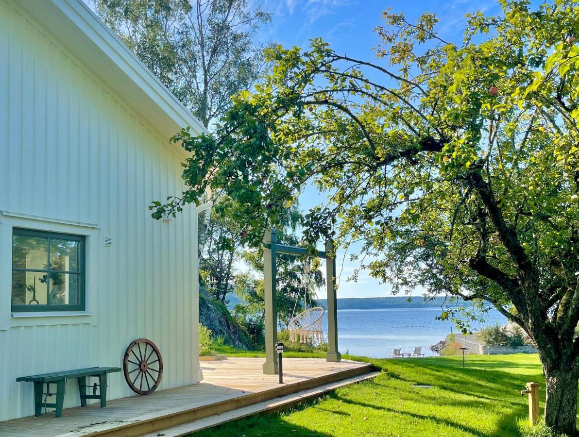 Bastuviken Bed And Breakfast 웁살라 외부 사진