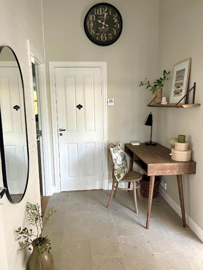 Bastuviken Bed And Breakfast 웁살라 외부 사진