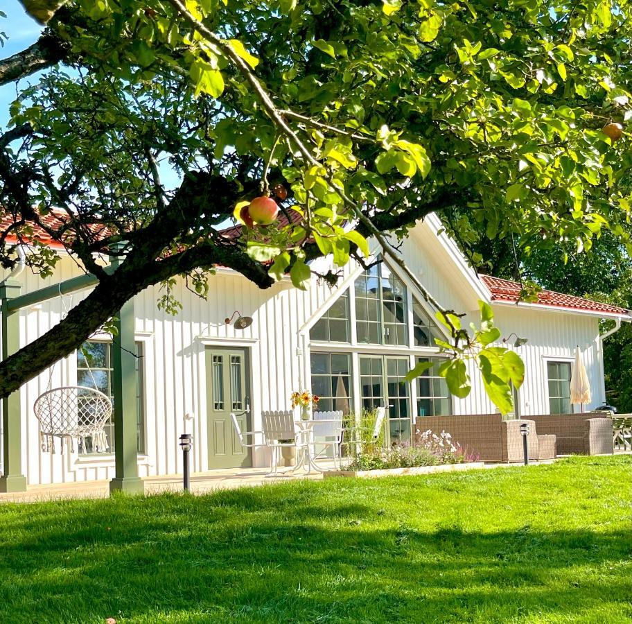 Bastuviken Bed And Breakfast 웁살라 외부 사진