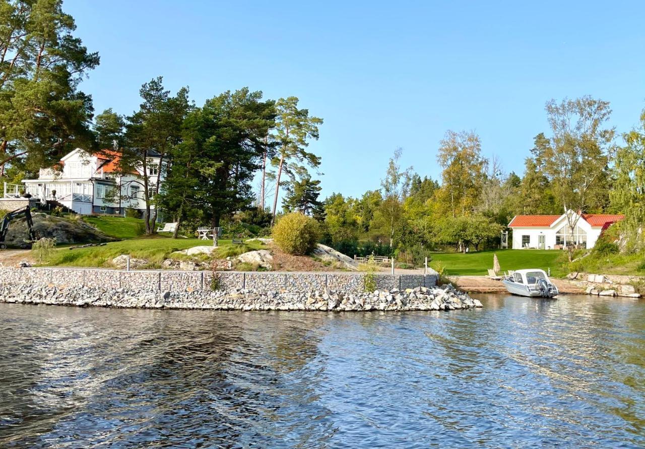 Bastuviken Bed And Breakfast 웁살라 외부 사진