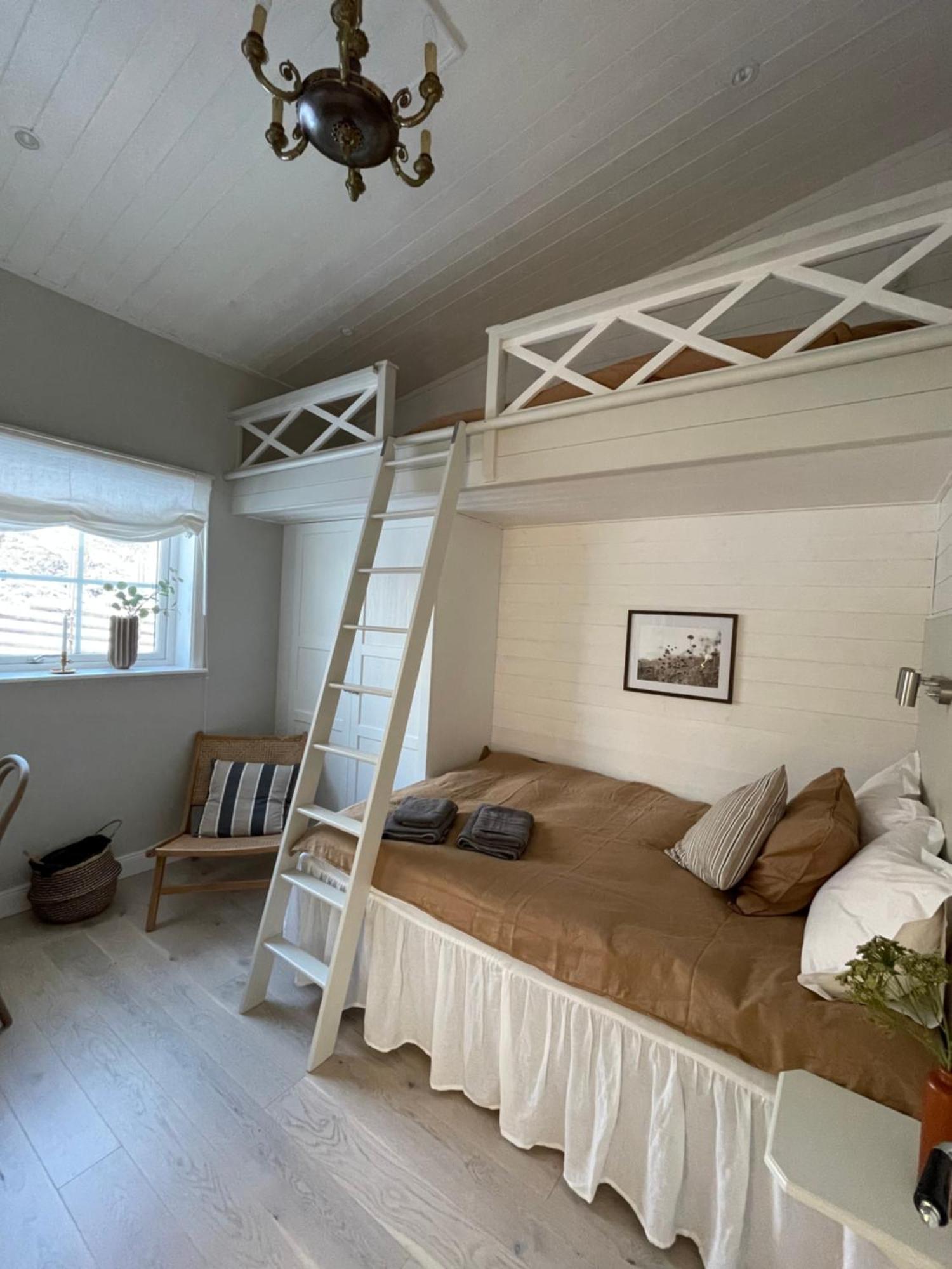 Bastuviken Bed And Breakfast 웁살라 외부 사진